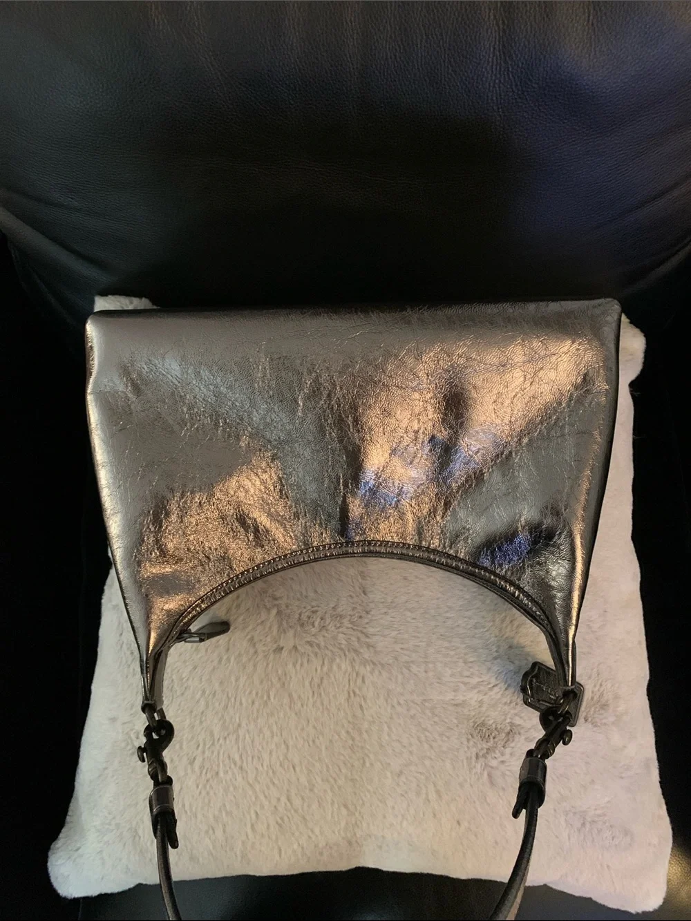 2024 Coach Juliet in Anthracite Metallic Leather - Picture 3 of 12